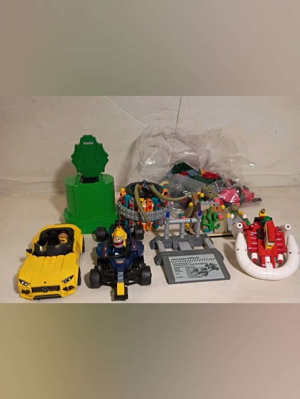 LEGO Speed Champions & Diorama Lot - Red Bull F1, Mercedes SL 63, Coral Reef